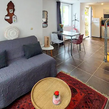 Ferienhaus In Le Chatel With Swimming Pool