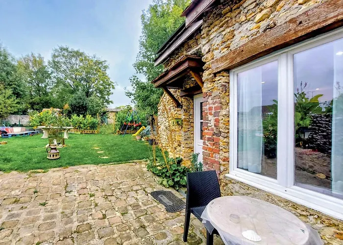 Ferienhaus In Le Chatel With Swimming Pool Boissy-le-Chatel