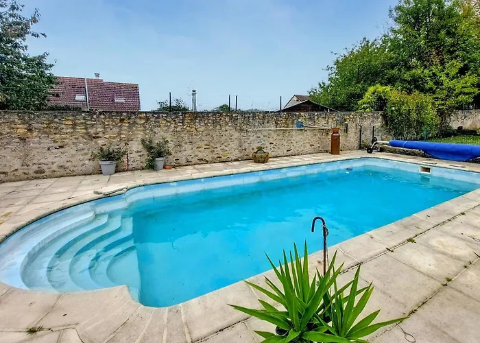 In Le Chatel With Swimming Pool Ferienhaus *