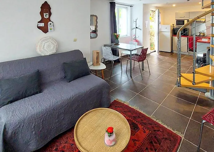 Ferienhaus In Le Chatel With Swimming Pool
